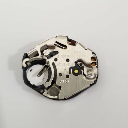 Set of 3 S. Epson Y121 quartz watch movements for repairs, fits V501 and V515 models, precise timekeeping.