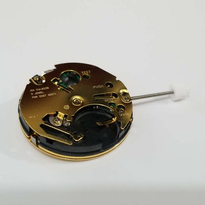 ISA 9238/1970 quartz movement watch repair part in gold, ensuring precise timekeeping for watch accessories.