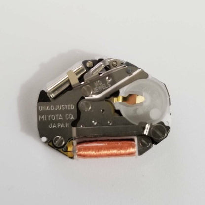 Miyota 2025 quartz watch movement, replacement part for Adec 2028 models, precise timekeeping.