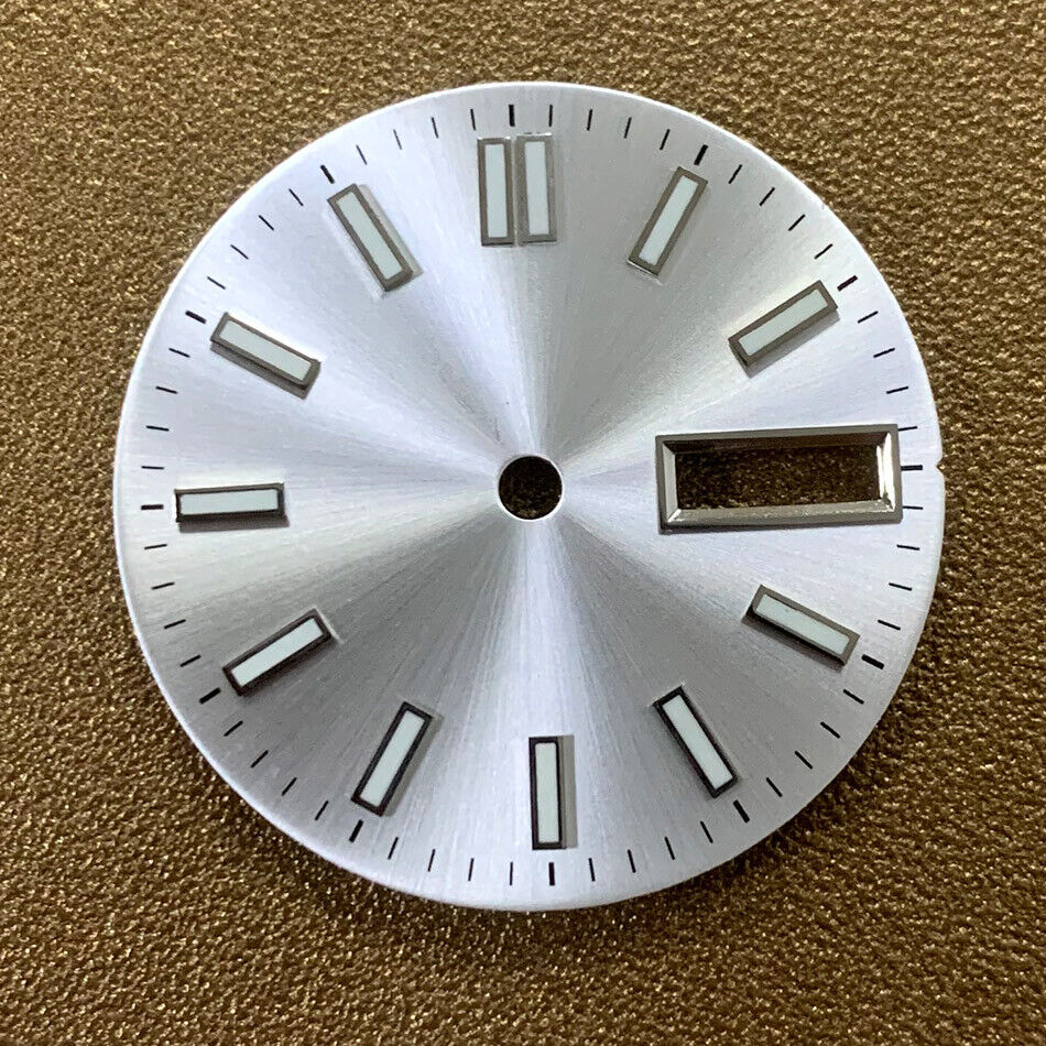 Cadran de montre lumineux de 28,5 mm, adapté au mouvement NH35, pièces de rechange