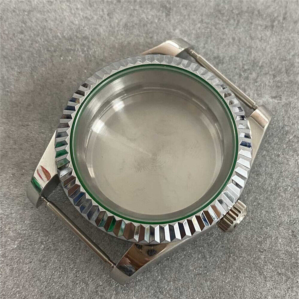 39MM stainless steel watch case with sapphire glass and solid back for NH35/NH36/4R movements.