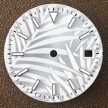 Luminous 28.5mm watch dial by Miyota for 8200 821A 8215 2813 movements, ideal for night visibility.