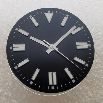 31mm green lume Oyster dial for NH35/NH36/ETA2836 watches, enhancing readability and style.