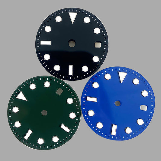 28.5MM watch dial featuring precise design, compatible with 8215 2813 2836 8200 movements for accurate timekeeping.