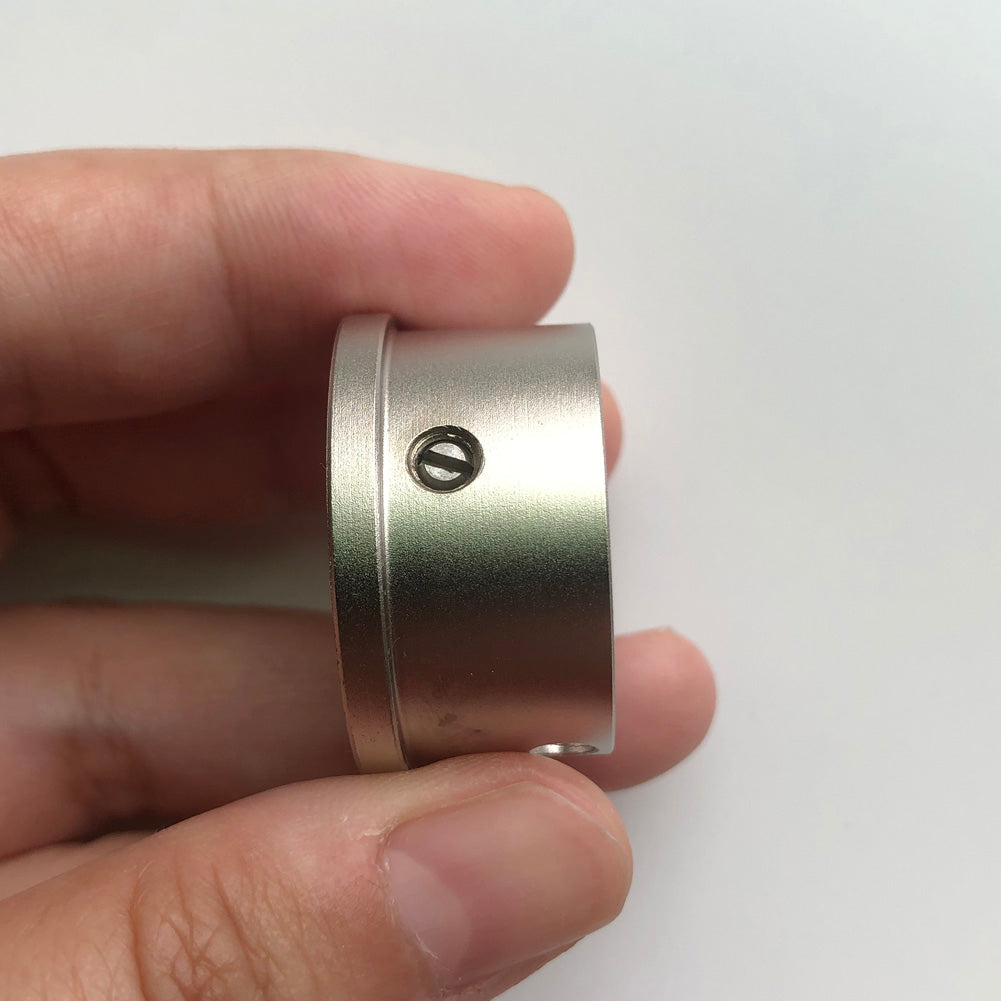 Bergeon 1997 DI 1112 watch movement holder with center screw, 11-1/2 ligne, for precise watch repairs