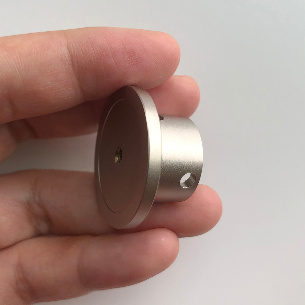 Bergeon 1997 DI 512634 watch movement holder with center screw, 5-1/2 x 6-3/4 ligne, ideal for precise watch repair.