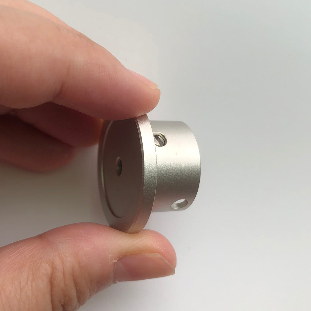 Bergeon 1997 DI 834 watch movement holder with center screw, 8-3/4 ligne, for precise watch repair tasks.