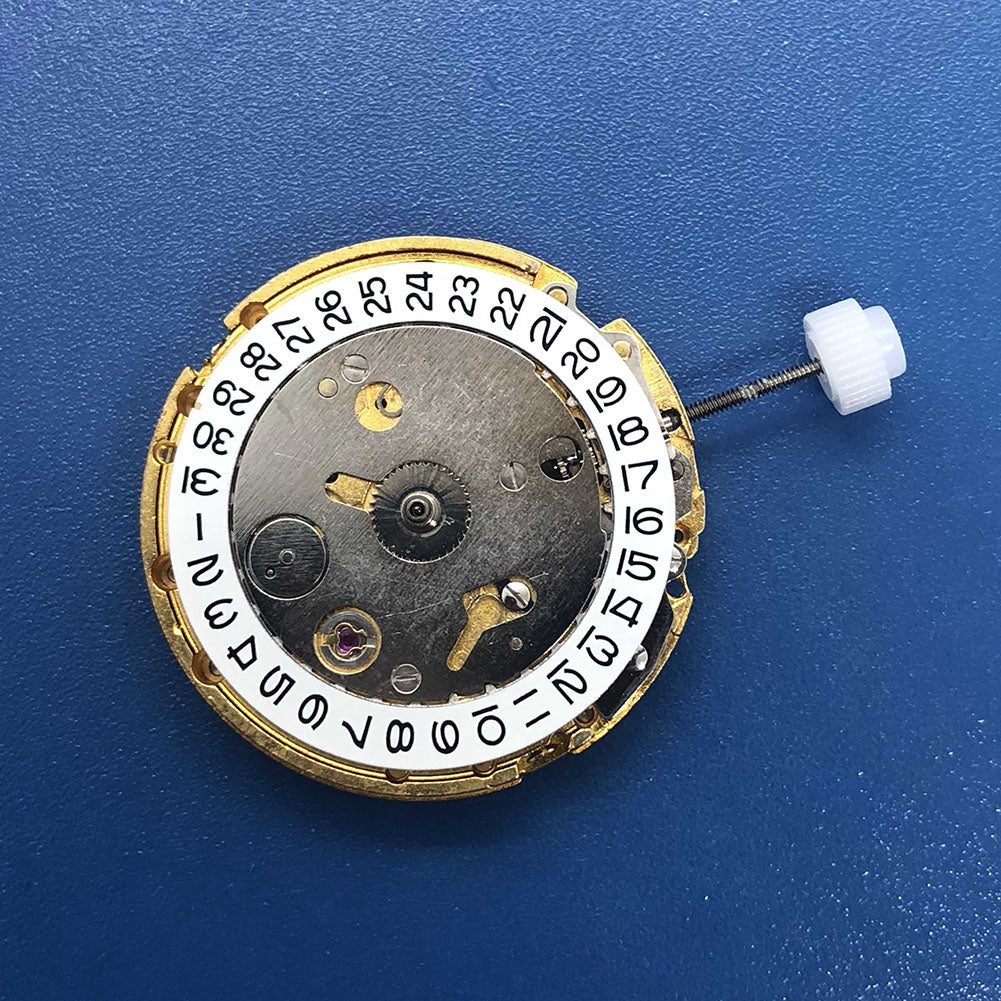 Golden DG2813 automatic watch featuring MINGZHU 2813 movement, three hands, and elegant precise design