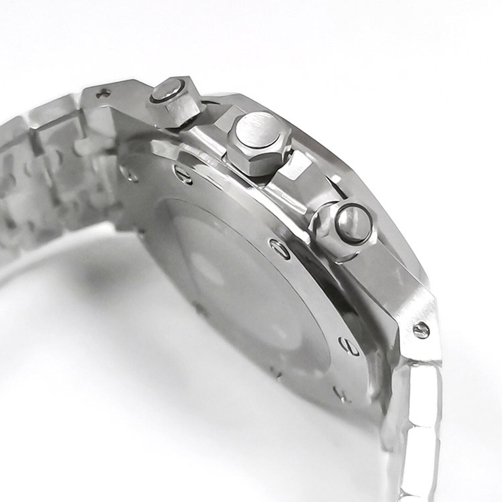 41MM 316L stainless steel watch case and strap with VK63 movement and scratch-resistant sapphire glass.