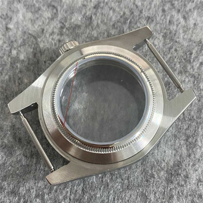 39MM stainless steel watch case with sapphire glass back showcasing NH35/NH36 movement.