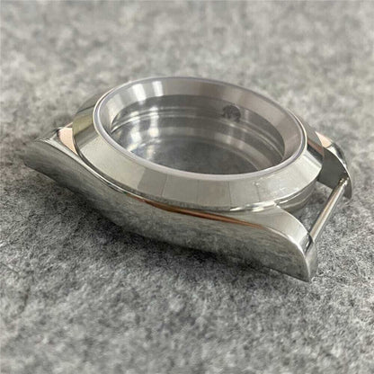 39MM stainless steel watch case with transparent sapphire glass back for NH35/NH36 movements.