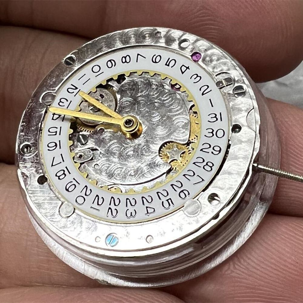 VR3135 mechanical automatic watch movement with precise timekeeping, China-made by VR3135 brand.