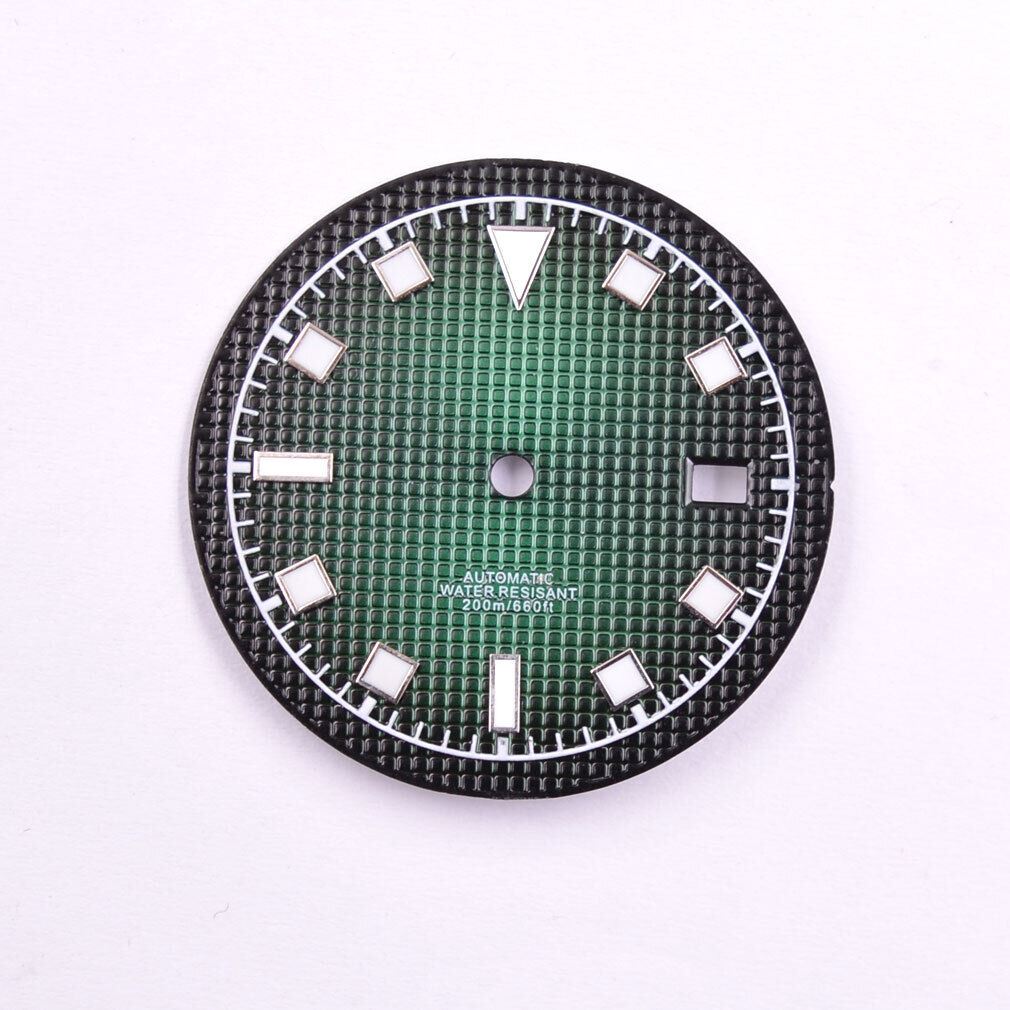 Cadran de montre lumineux vert de 33,5 mm compatible avec les mouvements NH35/35A et NH36/36A