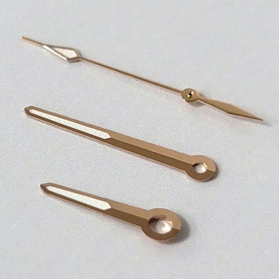 Rose gold luminous watch hands set by B10, designed for NH35A/NH36A/4R36 automatic movements.