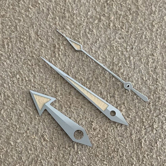 Green luminous sharp end watch hands set for NH35A/NH36A movement by B21-B, ideal for precise timekeeping.