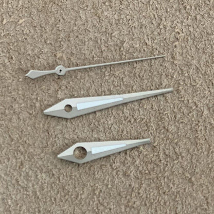 Green luminous watch hands set with sharp ends, compatible with NH35A/NH36A movements, by B40.