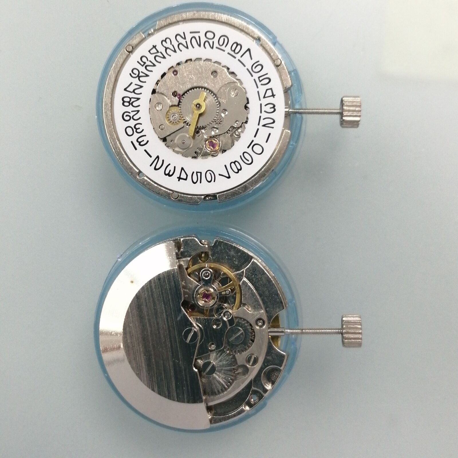 China Made Men?s 3 Hands Silver Watch with Tianjin Seagull ST6 Mechanical Movement, Date at 3 o?clock.