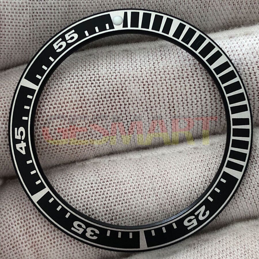 Black Radian aluminum watch bezel insert, 39.9mm outer, 31.6mm inner, sleek accessory for watch customization.