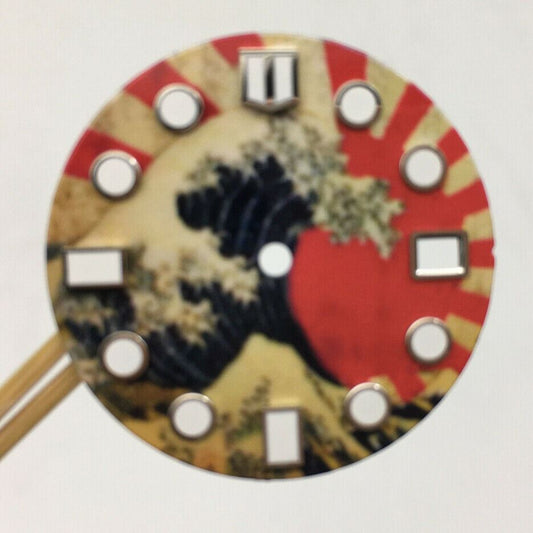 Luminous 28.5mm watch dial featuring The Great Wave of Kanagawa design, compatible with NH35 movement.