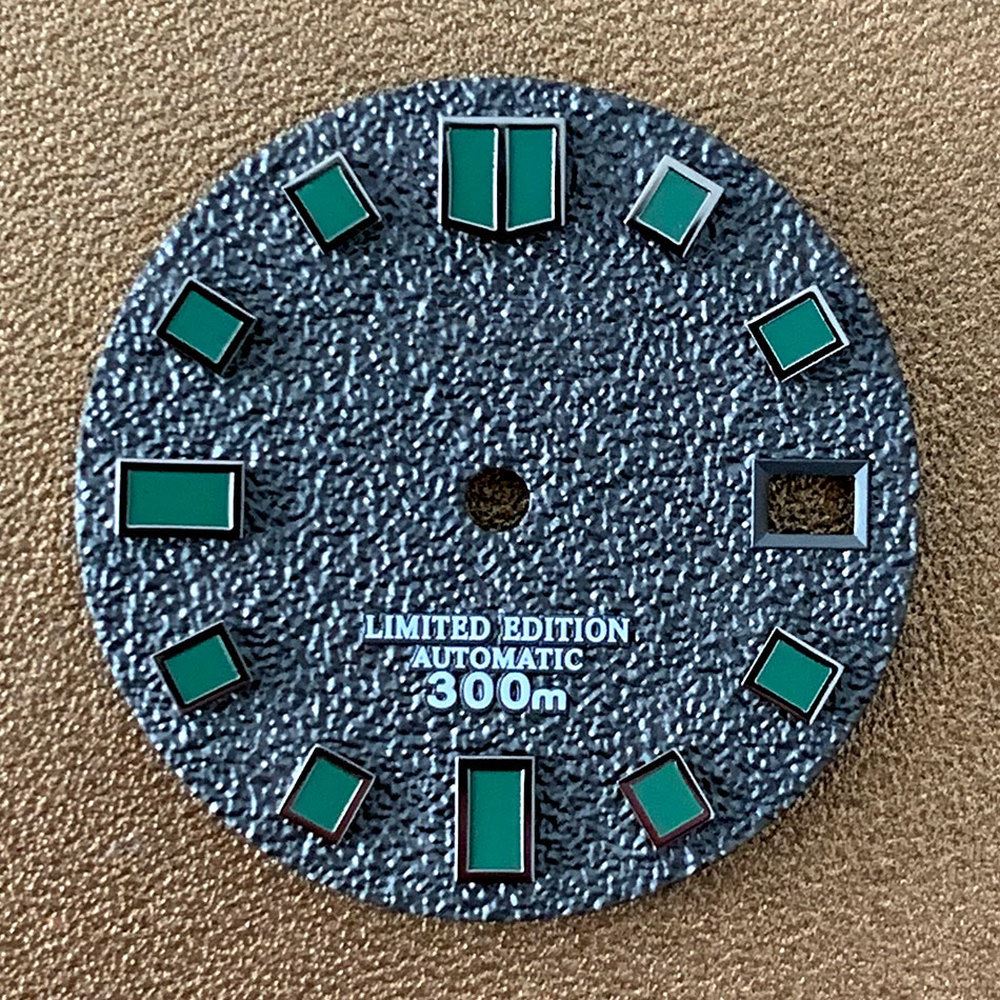 Cadran de montre coloré de 28,5 mm, adapté au mouvement NH35, pièces de rechange