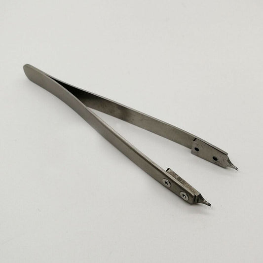 Bergeon 7825 spring bar tweezer lug removal tool for precise watch accessory fitting.