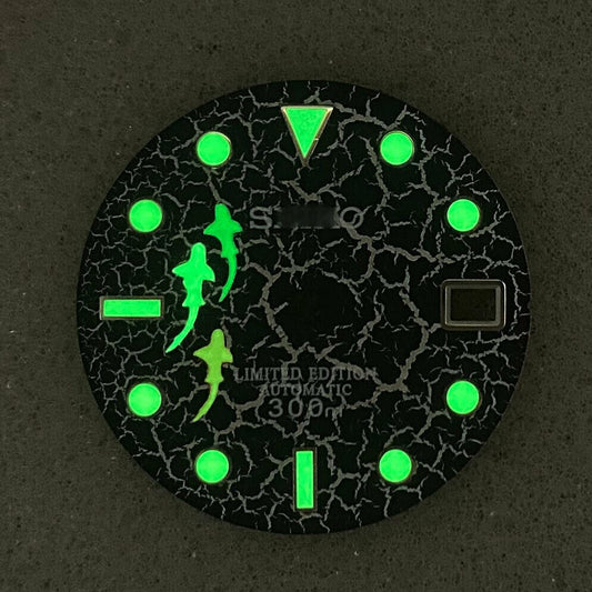 Green luminous 28.5mm Fish watch dial by #1819, compatible with NH35/36 SKX movement, ideal for diving watches.