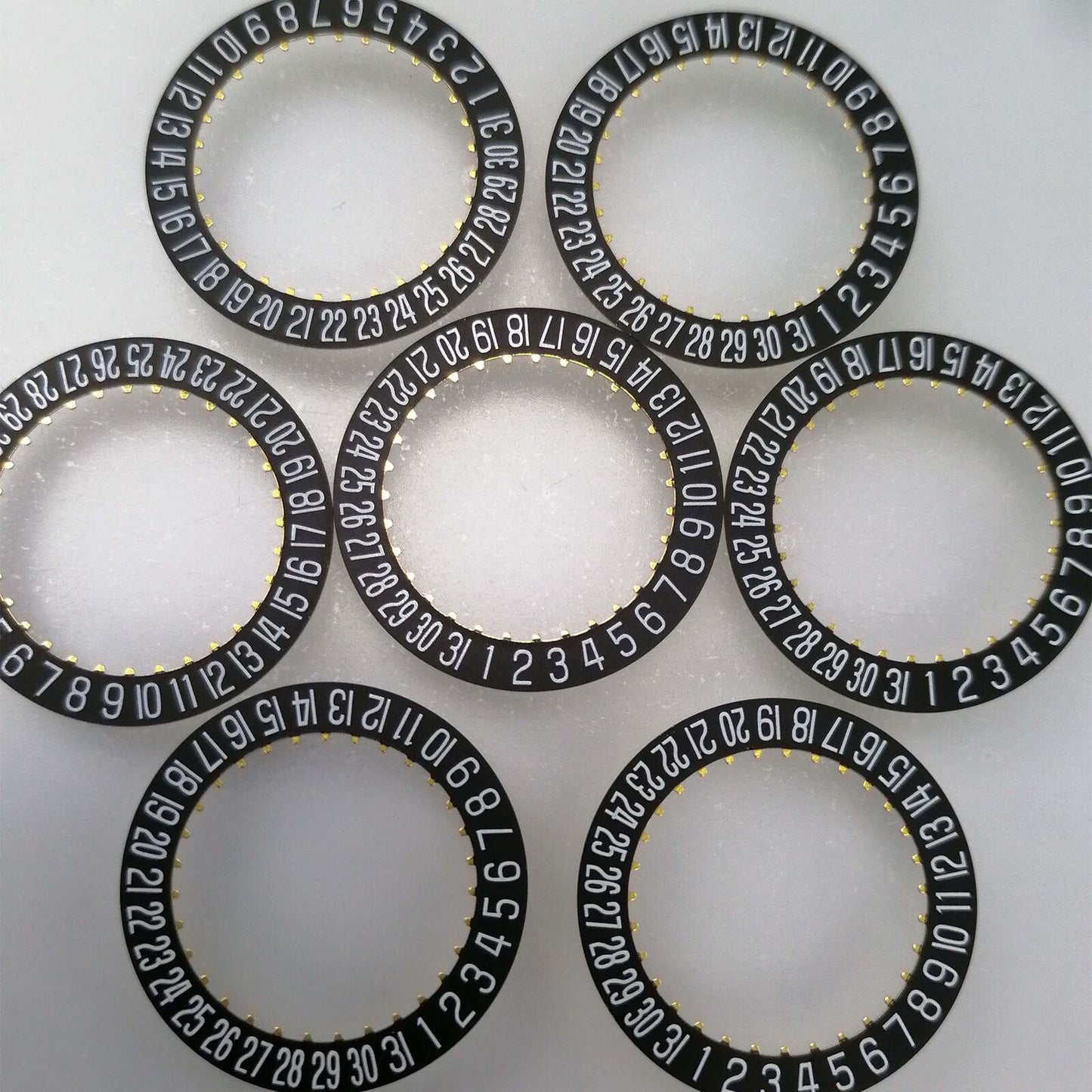 Disque de date noir générique Date@6 pour mouvement <tc>ETA</tc>2824-2