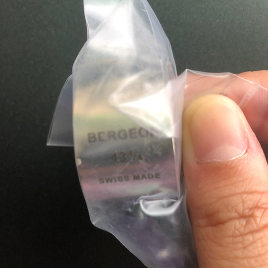 Bergeon 5914 reversible movement holder with knob for ETA watches, precision watchmaking tool.