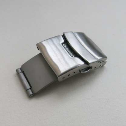 T661 pack of 6 double switch watch buckles, durable 12-22mm leather strap connectors.