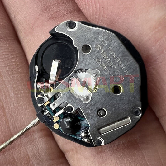 Watchmakers LG22 quartz movement with date display at 3 o'clock for watch repairs