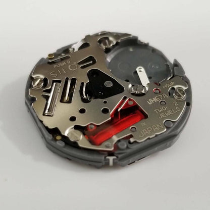Hattori Epson TMI VH67A quartz watch movement, precision Japan-made component for watch repair and customization